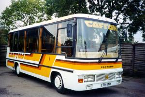Toyota Coaster HB31R Caetano Optimo (C21F) '1988